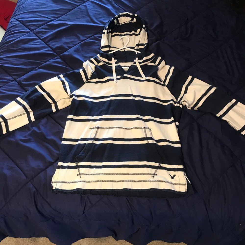 American Eagle light hoodie